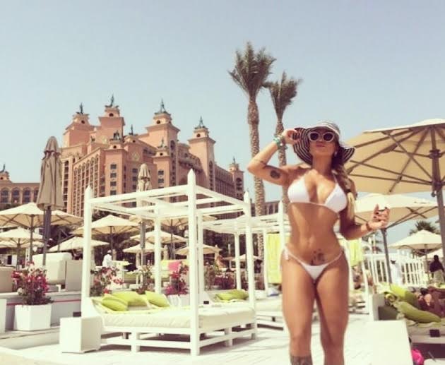 Vice Miss Bumbum, Camila Gomes mostra atributos em Dubai  