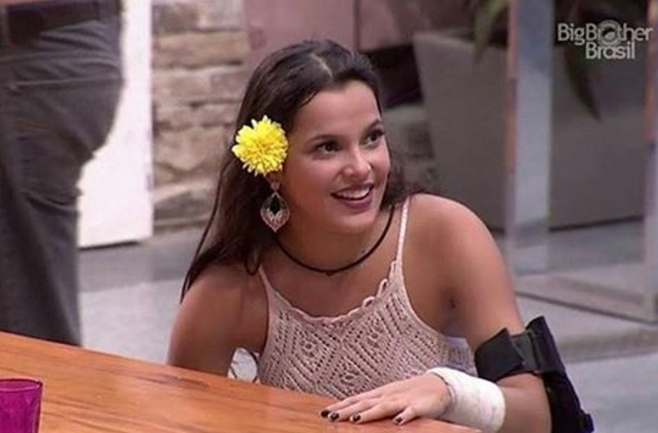 BBB 17: Emily pode estar grávida?