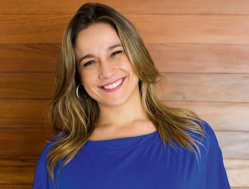 Fernanda Gentil estreia seu programa de rádio