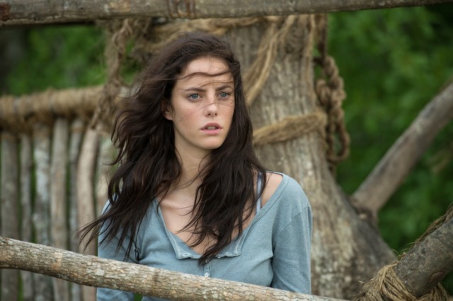 Kaya Scodelario interpretará ex-mulher do serial killer Ted Bundy