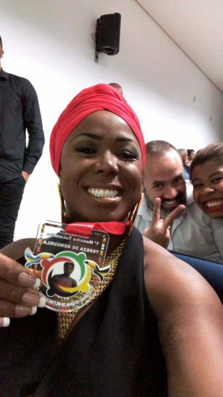 Adélia Soares recebe medalha da Câmara Municipal de SP