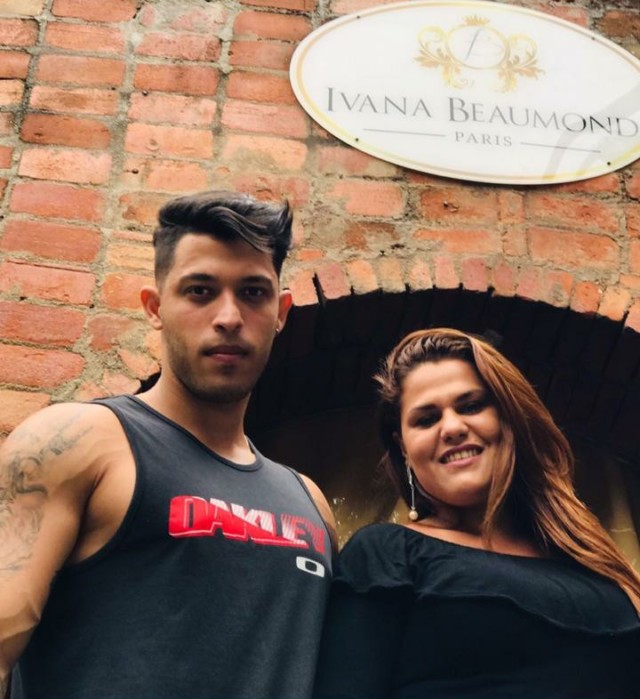 Matheus Urias Mister Rio de Janeiro 2017 visita ateliê da grife Ivana Beaumond