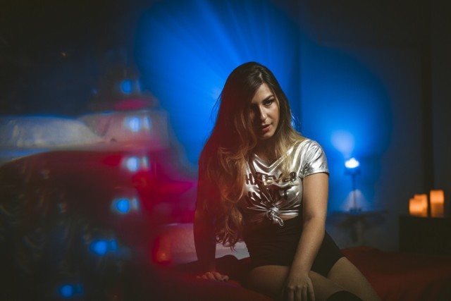 Luiza Dam lança videoclipe da música “Assunto”