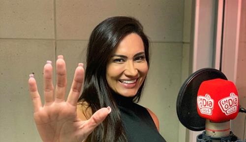 Vanessa Rangeli ganha quadro em rádio do RJ