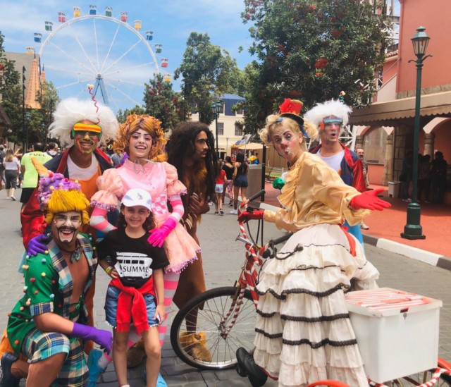 Sophia Valentim visitou o parque ‘Hopi Hari’ neste final de semana