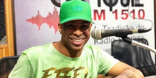 Jean Oliver participa do programa “Dose Certa” e bate pico de audiência na rádio