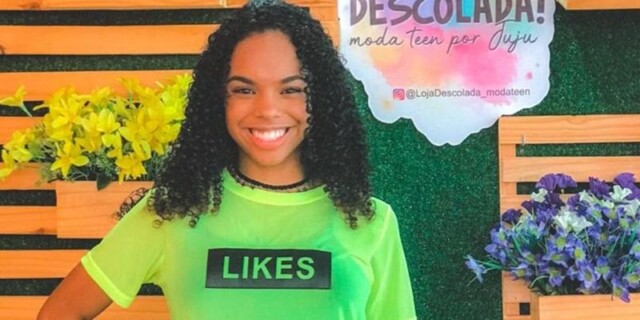 Cantora e atriz, Nicky, apresenta e fotografa com a nova coleção da ‘Descolada Moda Teen’