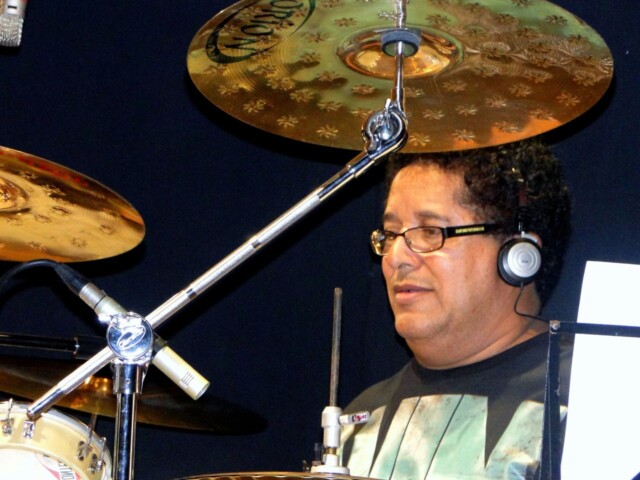 Morre no Rio um dos mais queridos músicos do país, o baterista Camilo Mariano