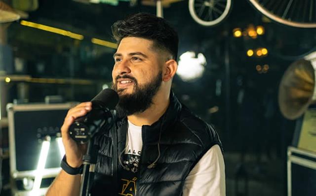 Felipe Straus lança novo single autoral – Mergulhar na Tua Glória