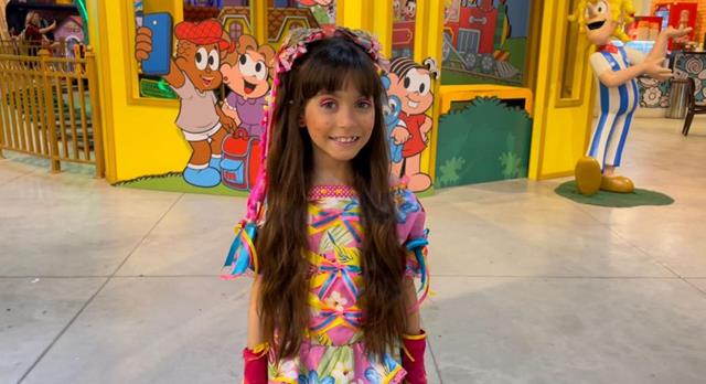 Influencer mirim, Sophia Braz, participa do arraiá ‘Estação Turma da Mônica’ pela agência Babylon