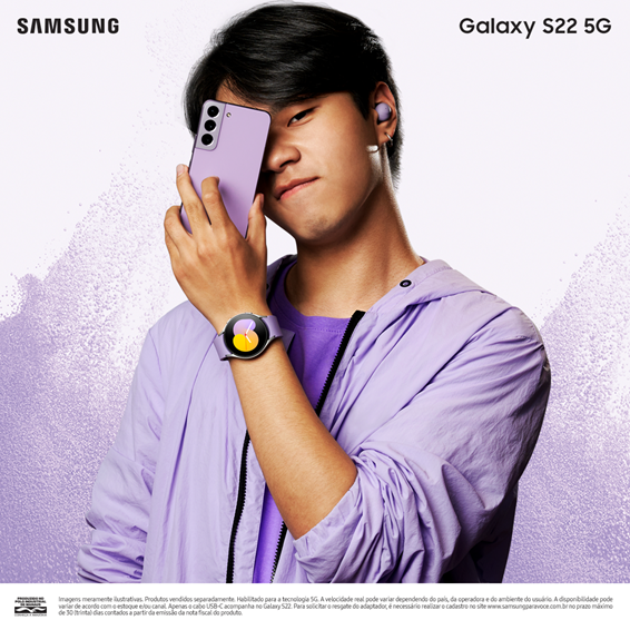 Samsung destaca o Galaxy S22 5G Violeta em nova campanha