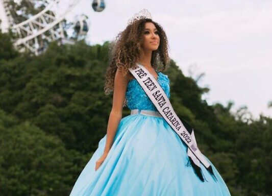 Sara Wolff, Miss pré Teen SC, deverá trazer título de Miss Internacional