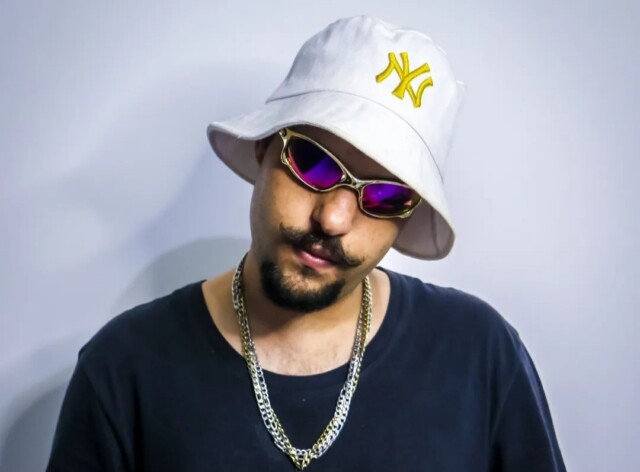 DJ Little Beatz lança álbum com participação de Mc Romy