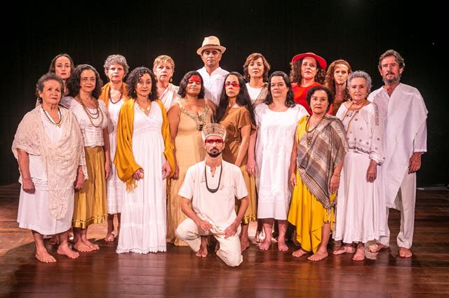 Teatro Griô: espetáculo retrata saga de lideranças do candomblé e tupinambás do Sul da Bahia