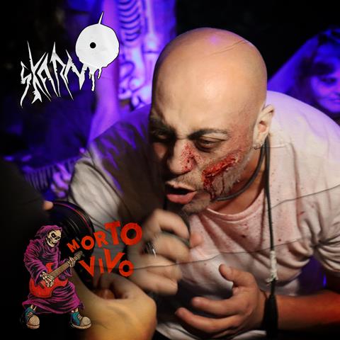 Skarno mistura Halloween e vida real no single “Morto Vivo”